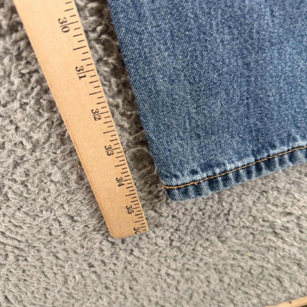 Levis before purchasing